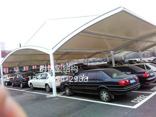 膜結(jié)構(gòu)停車棚